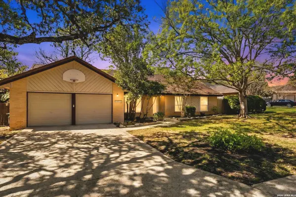 19735 Encino Glen, San Antonio, TX 78259