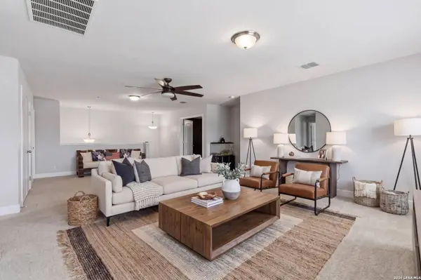 303 Rose Spoonbill, San Antonio, TX 78253