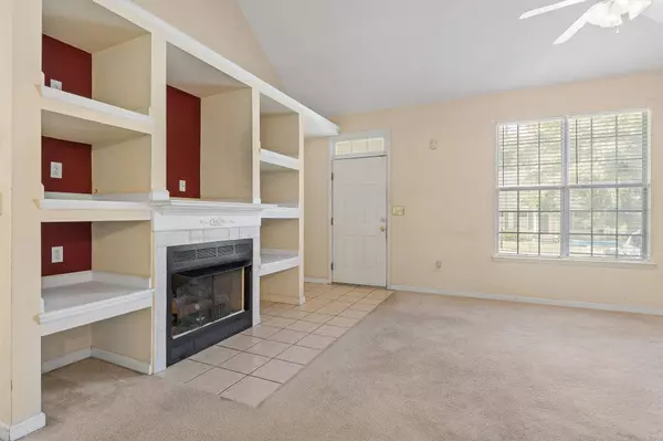 165 Spring Oak LN, North Augusta, SC 29841