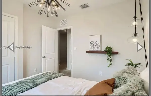 445 NE 1st Dr, Florida City, FL 33034