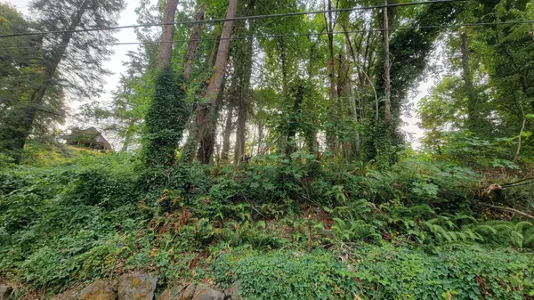 306 4th Ave, Oregon City, OR 97045-3148