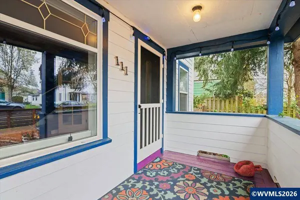 111 3RD St, Independence, OR 97351-2035