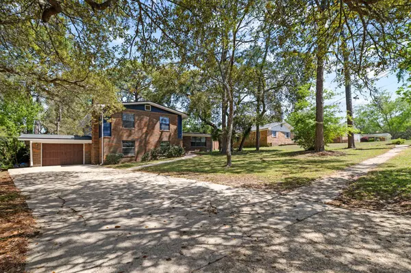 25 Poplar Avenue, Shalimar, FL 32579