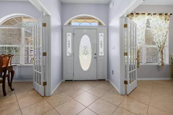 5309 Ten Point Drive, Crestview, FL 32539