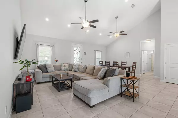 242 Terrance Lane, Mary Esther, FL 32569