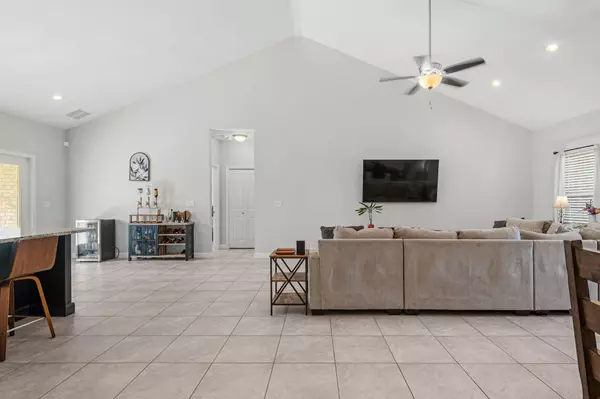 242 Terrance Lane, Mary Esther, FL 32569