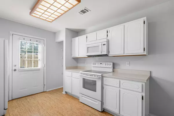 1828 Sod DR #2, Fort Walton Beach, FL 32547