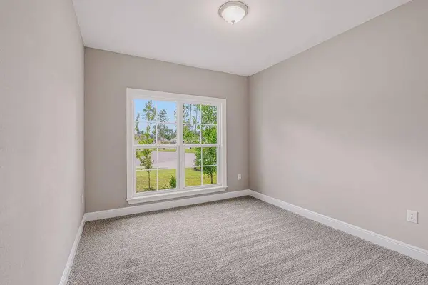 9051 Bird Song CIR, Milton, FL 32583