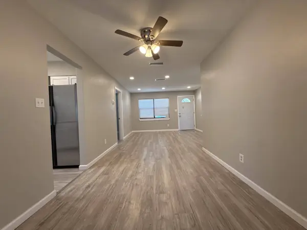 401 Shrewsbury RD, Mary Esther, FL 32569
