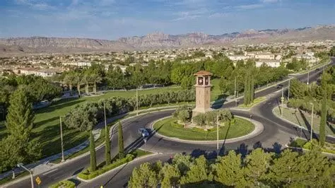 Discovering Summerlin: Las Vegas' Scenic Suburban Gem
