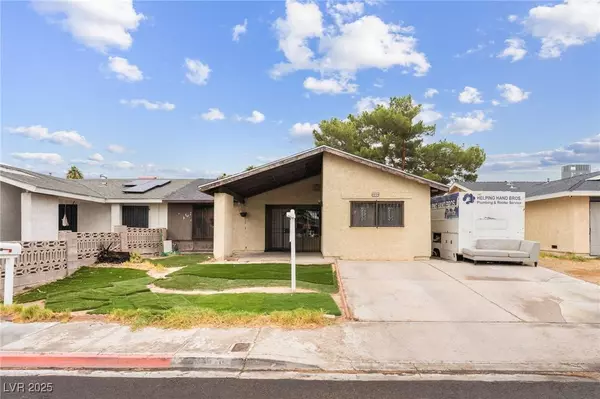 4820 Mahogany DR, Las Vegas, NV 89110