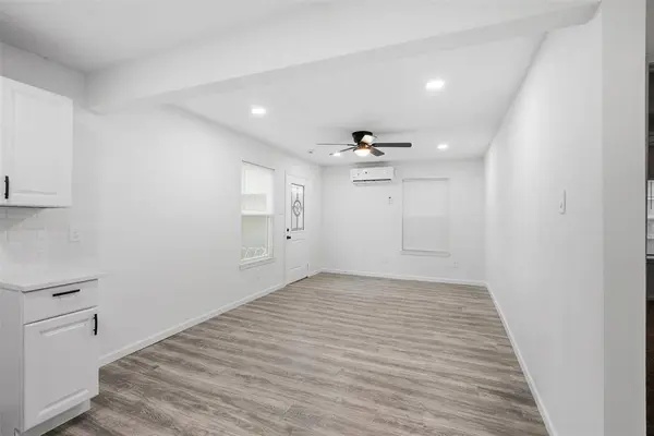 4002 Rutland ST, Houston, TX 77018