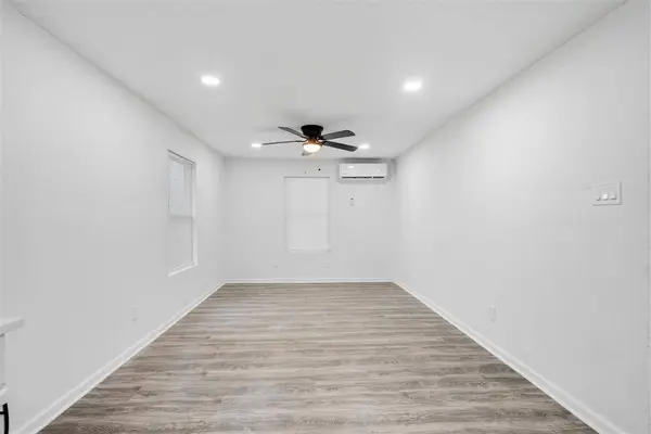 4002 Rutland ST, Houston, TX 77018