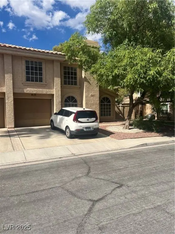 2808 Briar Knoll DR, Henderson, NV 89074