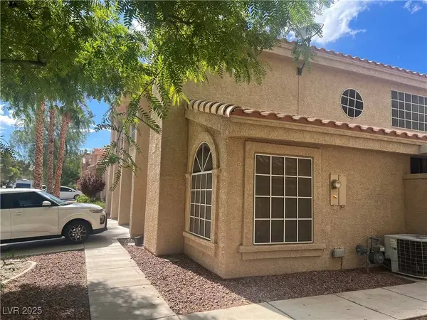 2808 Briar Knoll DR, Henderson, NV 89074