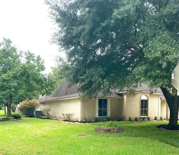 2338 Brookdale DR, Houston, TX 77339