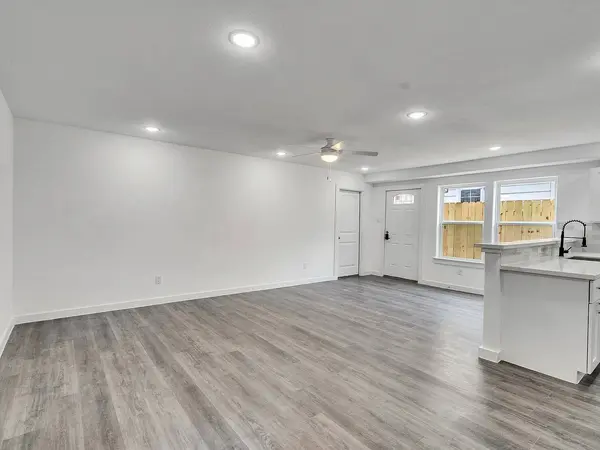 8108 De Priest, Houston, TX 77088