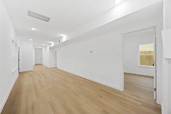8108 De Priest, Houston, TX 77088