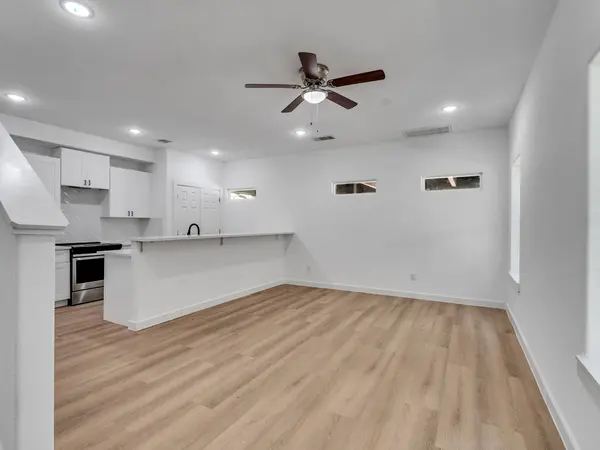 8409 Mahalia DR, Houston, TX 77088