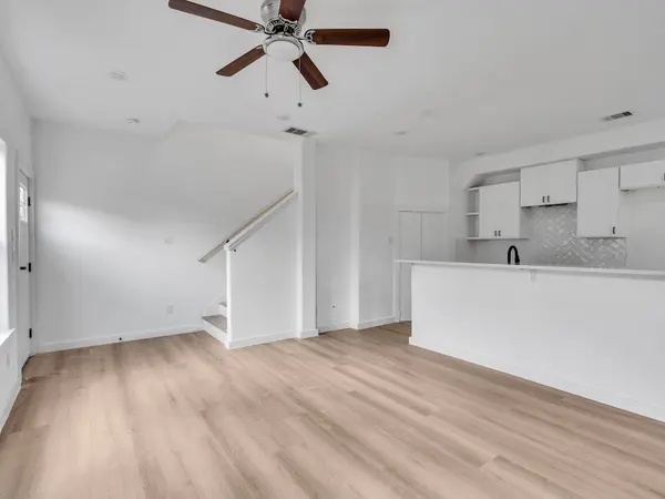 8639 Homewood Lane Unit B, Houston, TX 77028