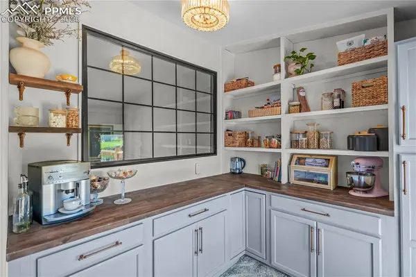 2445 Maroon Bells AVE, Colorado Springs, CO 80918