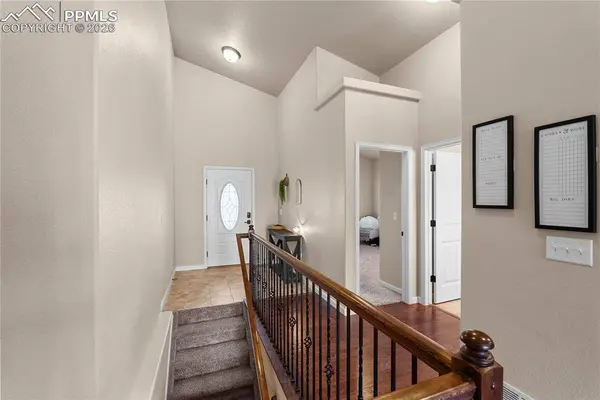 7617 Colorado Tech DR, Colorado Springs, CO 80915