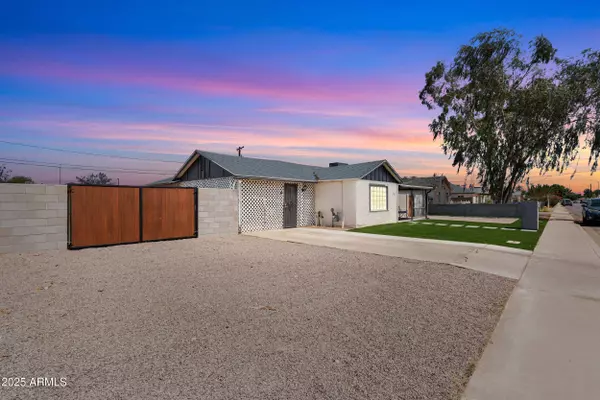 113 N MILLER Street, Mesa, AZ 85203