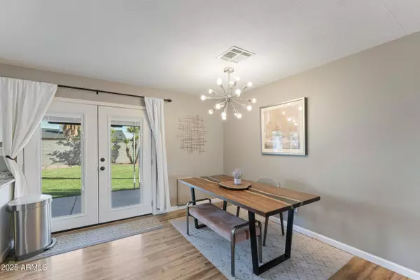 1711 W STOTTLER Drive, Chandler, AZ 85224