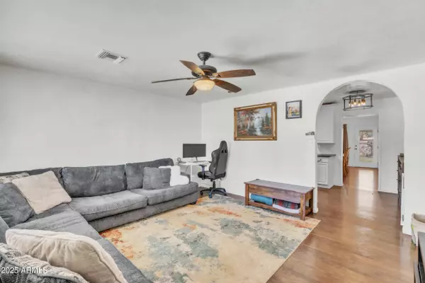 340 W LINDBERGH Avenue, Coolidge, AZ 85128