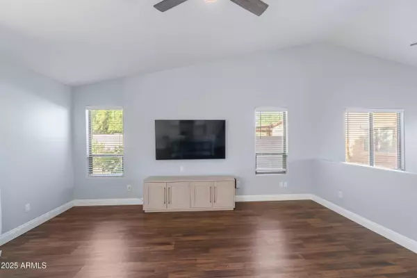 1422 S 230TH Avenue, Buckeye, AZ 85326