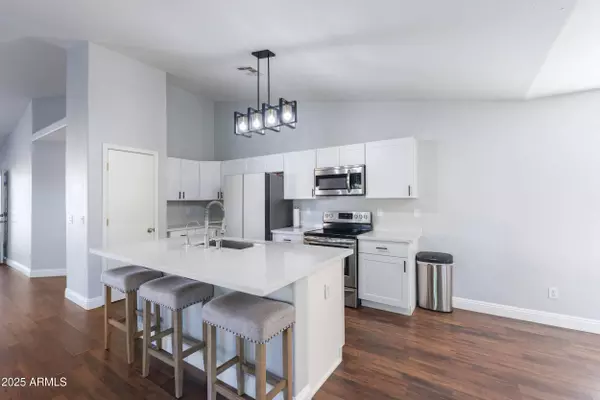 1422 S 230TH Avenue, Buckeye, AZ 85326