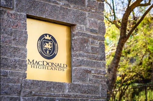 MacDonald Highlands community entrance monument in Henderson, NV