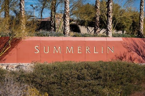 Summerlin community entrance sign — the west-side rival to Henderson luxury