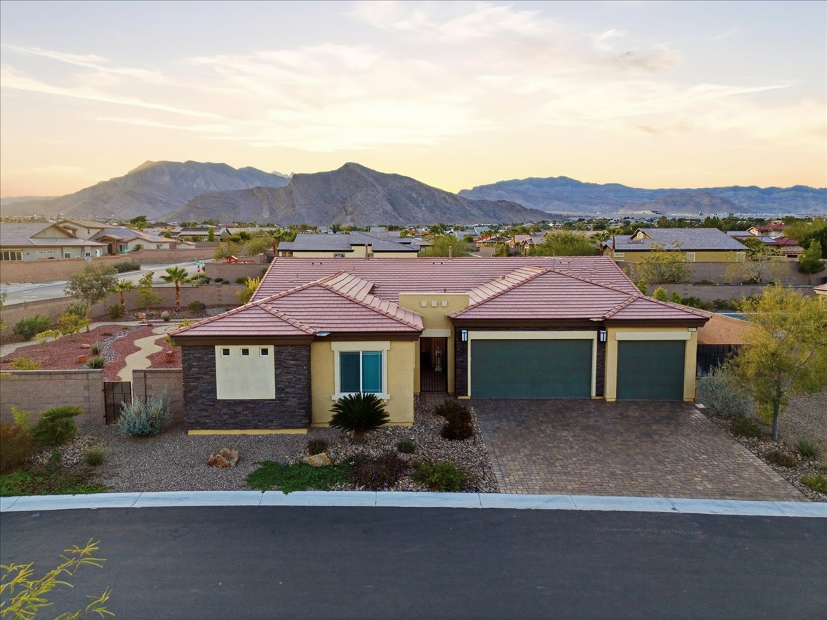 Backyard and outdoor living space at a Henderson area home