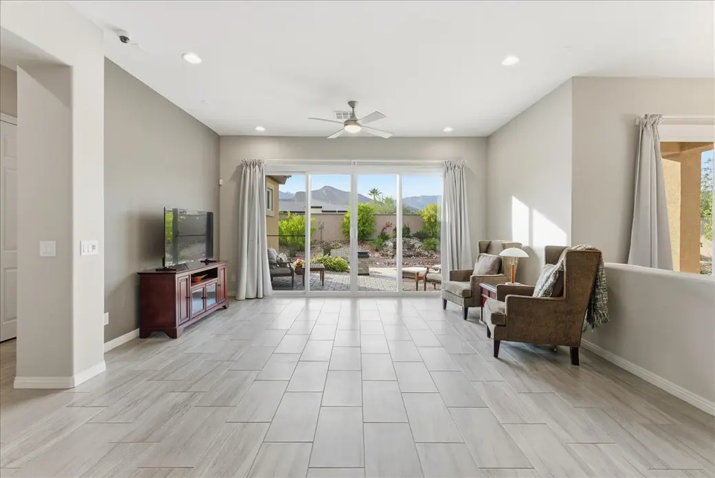 Best Places to Retire in Las Vegas: Where Smart Buyers Land