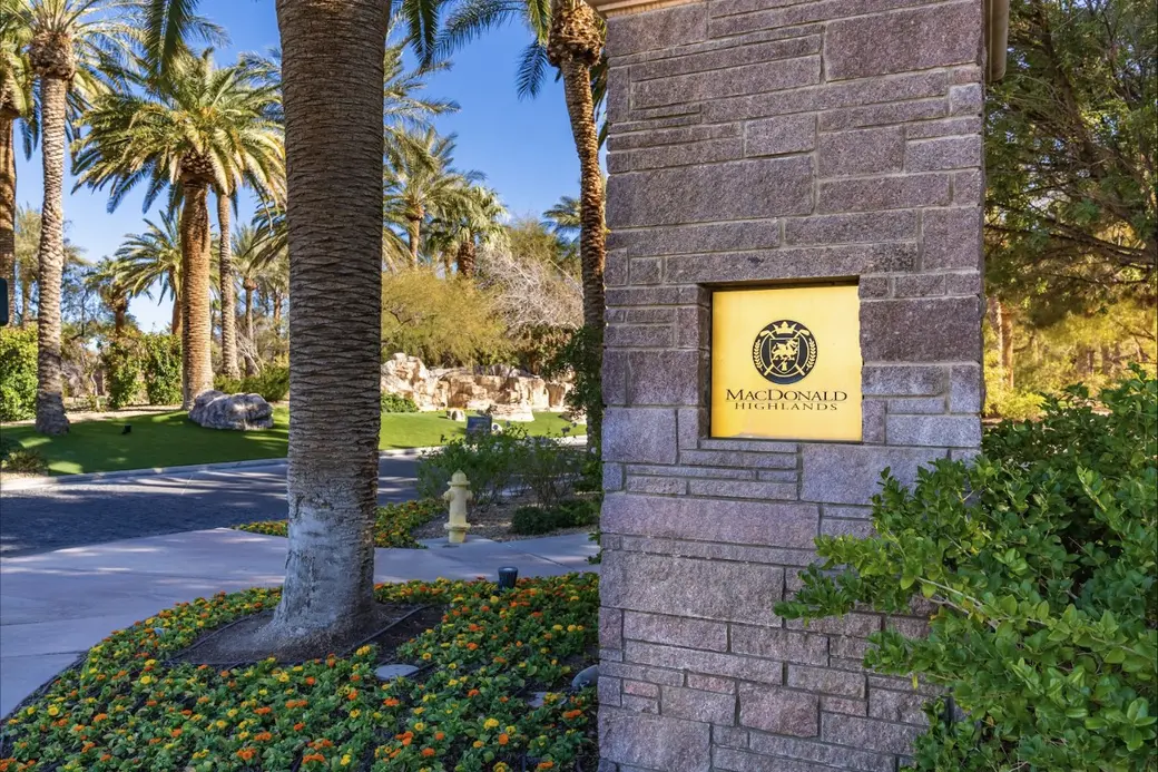 Henderson Neighborhoods Guide: Inside Guard-Gated Luxury Living in 2026