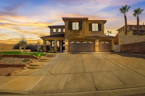 Living in Green Valley Henderson: The Honest Pros, Cons, and Home Values for 2026