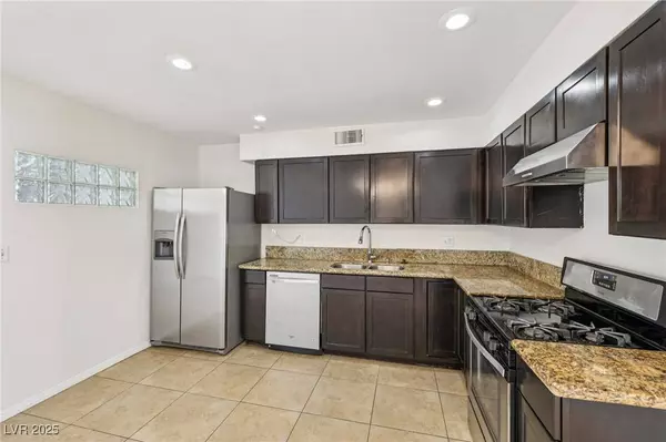 882 Westminster AVE, Las Vegas, NV 89119