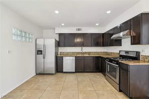 882 Westminster AVE, Las Vegas, NV 89119