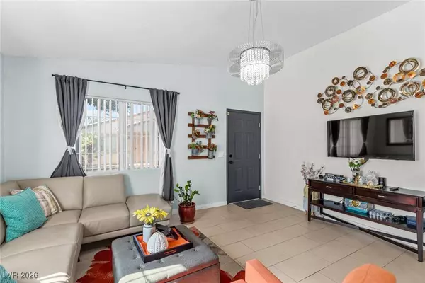 5234 Panguitch DR, Las Vegas, NV 89122