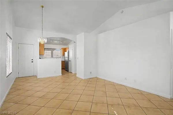 1825 Wild Jan DR, Las Vegas, NV 89106