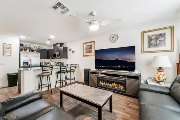 2961 Starwhite ST, Las Vegas, NV 89122