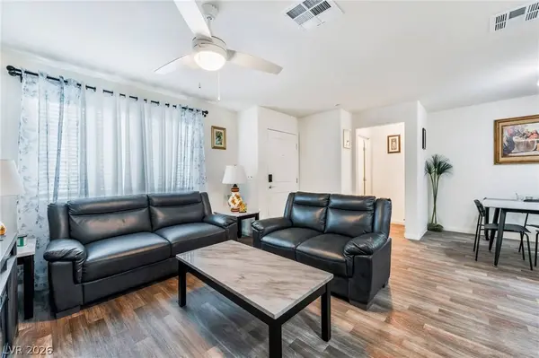 2961 Starwhite ST, Las Vegas, NV 89122