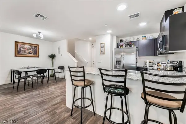 2961 Starwhite ST, Las Vegas, NV 89122