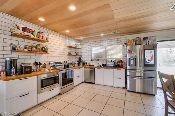 1709 Shadow Mountain PL, Las Vegas, NV 89108