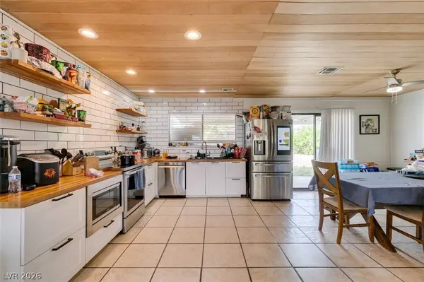 1709 Shadow Mountain PL, Las Vegas, NV 89108