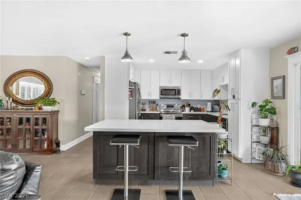 6336 Buckskin AVE, Las Vegas, NV 89108