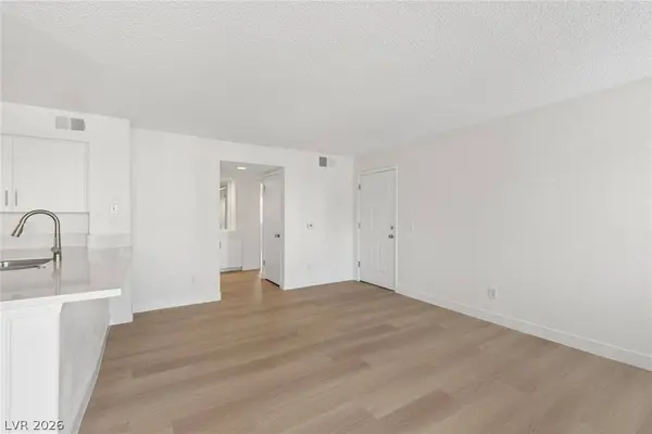7901 Ryandale CIR #102, Las Vegas, NV 89145
