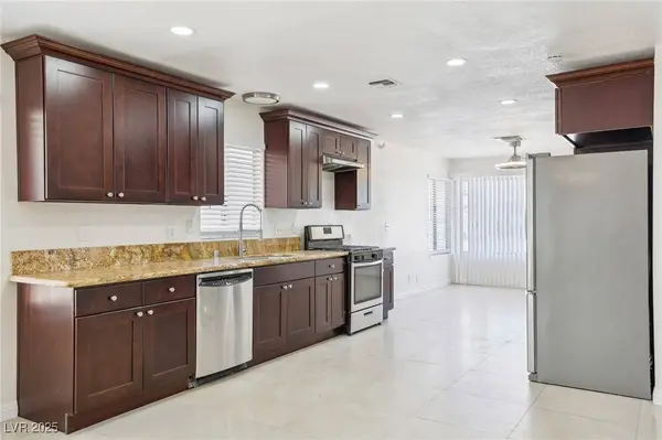 7139 Mountain Moss DR, Las Vegas, NV 89147