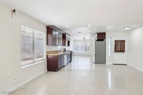 7139 Mountain Moss DR, Las Vegas, NV 89147